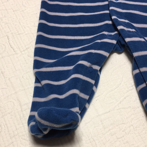 0-3m (5/$20) Carter’s Fleece Footie/Sleeper - Picture 3 of 16